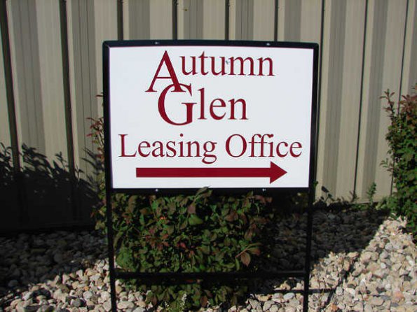 autumn-glen-leasing-office